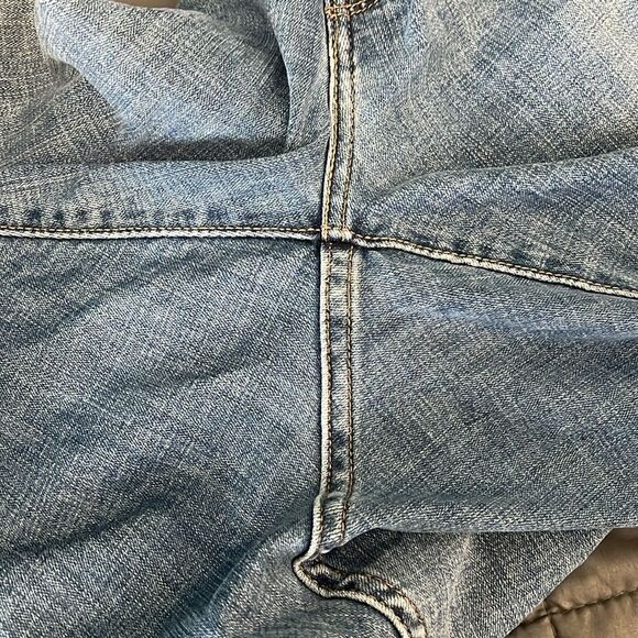 Levi’s 415 Classic Boot Jean Light Wash Size 24W - Picture 6 of 8